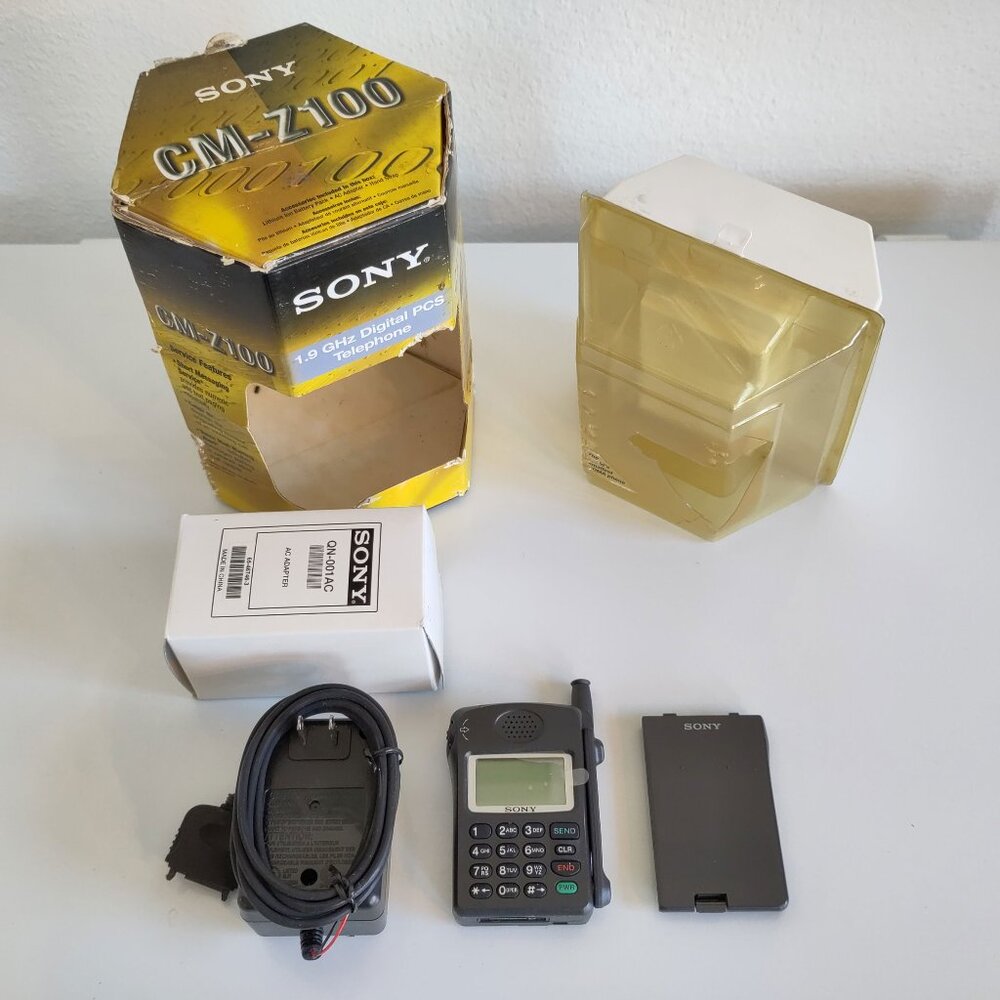 Vintage Sony CM-Z100 Zuma Cell Phone retro 90s cellular CDMA UNUSED